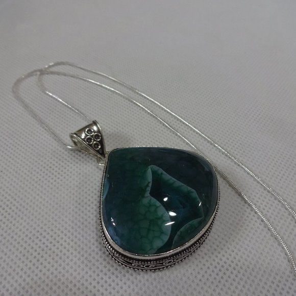 Gorgeous "GREEN BOTSWANA AGATE" Handmade Sterling Pendant on a 18" Chain #380A - Picture 1 of 3